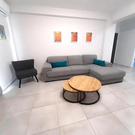 Apartment Sea Breeze Central, 2bed Limassol